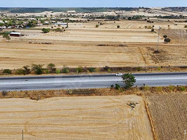 BABAESKİ KARAMESUTLU DA DUBLE YOL CEPHE 356 M2 SATILIK TARLA - Görsel 11