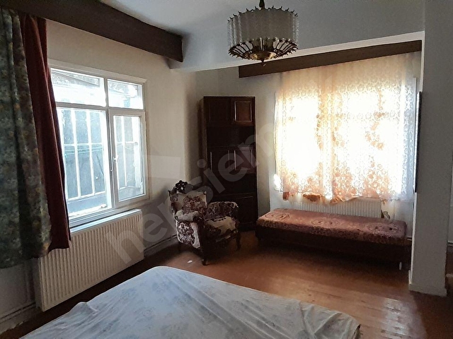 EĞİTİM MAHALLESİNDE EŞYALI KİRALIK 2+1 YÜKSEK GİRİŞ DAİRE