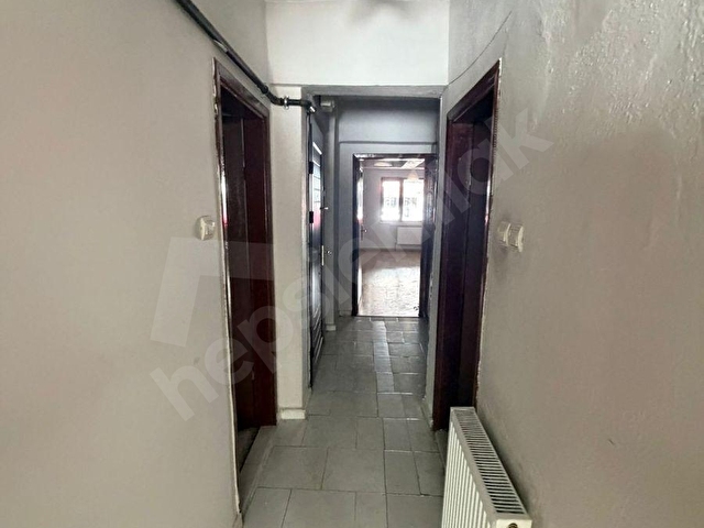 🏡 GAFFAR OKKAN CADDESİ ÜZERİNDE BALKONLU 2+1 KİRALIK DAİRE - Görsel 3