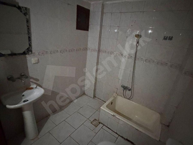 🏡 GAFFAR OKKAN CADDESİ ÜZERİNDE BALKONLU 2+1 KİRALIK DAİRE - Görsel 18