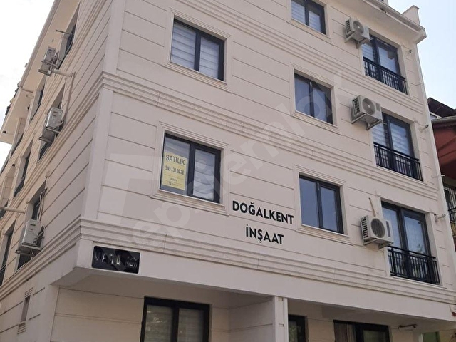 DEDA EMLAKTAN TEK TAPU ÇİFT DAİRE FORUMA 5 DK UYGUNA SATILIK APART