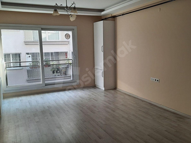 Cumhuriyet Mahallesinde Kiralık 2+1 Daire - Görsel 7