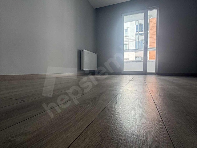 EMLAKKONUTLARINDA KİRALIK 3+1 DAİRE HAVUZLU SİTEDE - Görsel 29