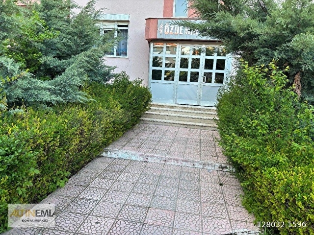 Meram Kozağaçta Park Manzaralı Arakat 3+1 Satılık Daire - Görsel 7