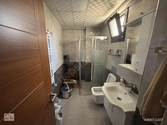 Balçova Eğitim Mahallesinde 2+1 3Yaşında Asansörlü Satılık Daire - Görsel 12