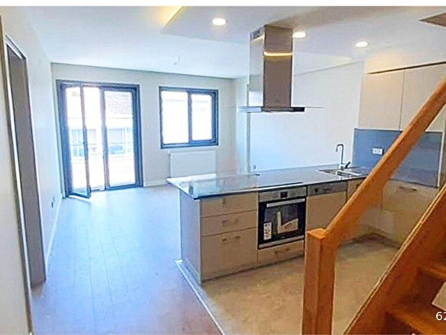 Şişli Genç Binada 2+1 Satılık Dubleks Daire