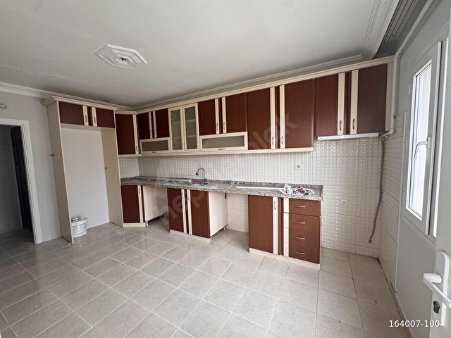 MANİSA TURGUTLU ACARLAR M KİRALIK ASANSÖRLÜ 3+1 DAİRE