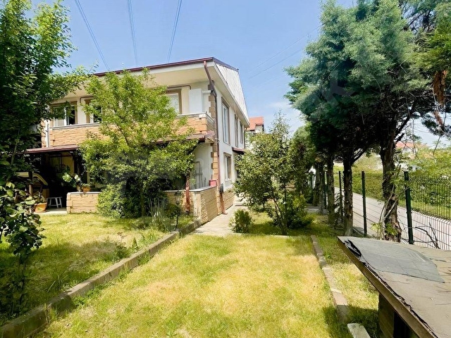 SERDİVANDA ARSA FİYATINA 2 DAİRE! TİCARİ POTANSİYELLİ! - Görsel 3