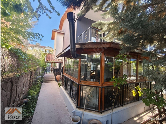 VERADAN SATILIK BAHÇELİ 6+2 320M² BAĞIMSIZ İKİZ VİLLA - Görsel 3