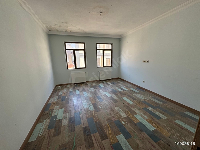 PENDİK ÇARŞI DA KOMPLE KİRALIK İŞYERİ - Görsel 16