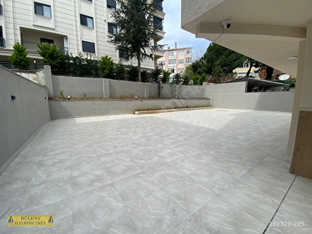 BAHÇELİEVLER SFIR DAİRE 1.KAT 3+1 KAPALI OTO PARKLI ASANSÖRLÜ - Görsel 20