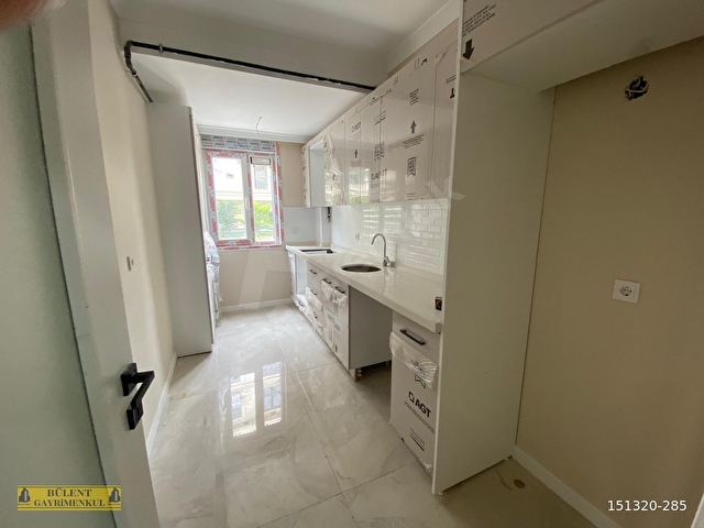 BAHÇELİEVLER SFIR DAİRE 1.KAT 3+1 KAPALI OTO PARKLI ASANSÖRLÜ - Görsel 7