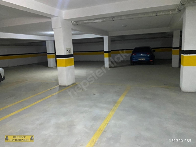 BAHÇELİEVLER SFIR DAİRE 1.KAT 3+1 KAPALI OTO PARKLI ASANSÖRLÜ - Görsel 23