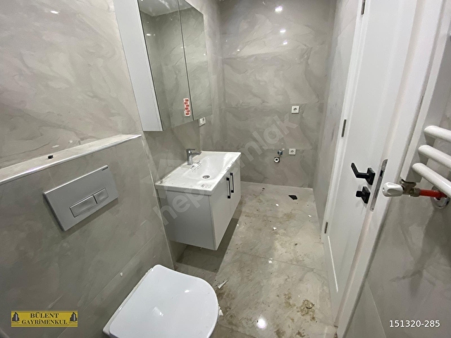 BAHÇELİEVLER SFIR DAİRE 1.KAT 3+1 KAPALI OTO PARKLI ASANSÖRLÜ - Görsel 15