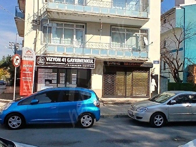 ÇARŞI MERKEZ 200M2 ARSA İÇİNDE 2 DAİRE 2 DÜKKAN HAZIR KİRACILI PTT KARŞISI VİZYON41 GAYRİMENKUL - Görsel 5