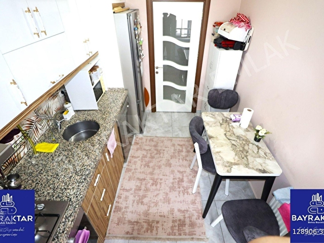 Bandırma 600 Evler Mahallesinde Kiralık 2+1 Asansörlü Arakat Daire Bayraktar Emlaktan - Görsel 8