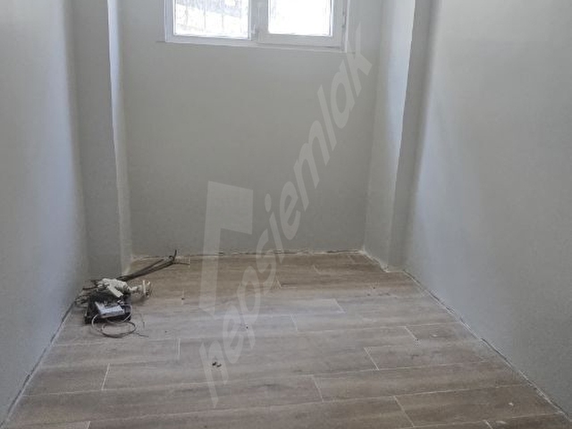 ÜNİVERSİTE GAYRİMENKULDEN 1+1 SATILIK DAİRE - Görsel 11