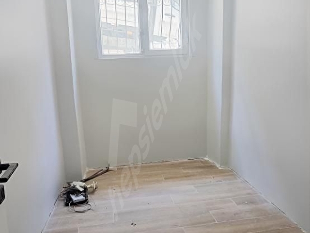ÜNİVERSİTE GAYRİMENKULDEN 1+1 SATILIK DAİRE - Görsel 8