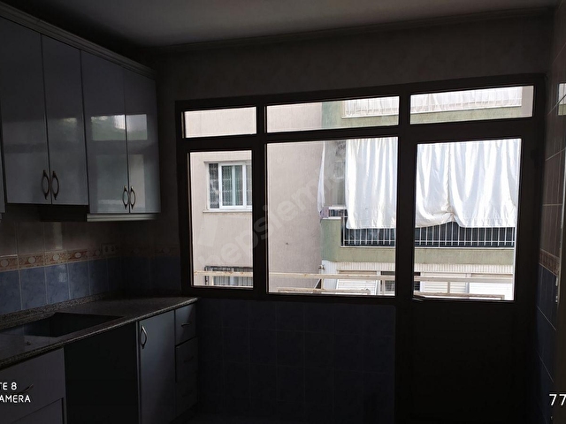 Izmir Karsiyaka Semiklerde 4 1 Kiralik Super Daire 77059 1501 Hurriyet Emlak