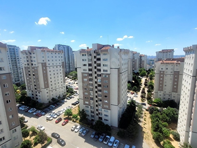 HALKALI ATAKENT MANOLYA SİTESİNDE 2+1 TADİLATLI KİRALIK DAİRE