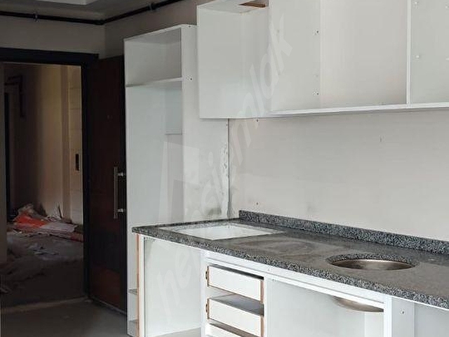 AKSARAY NOKTA EMLAKTAN BİZİM MARKET ARKASINDA KÖŞE PARK CEPHELİ ARA KAT GRNİŞ 1+1 DAİRE SATILIK - Görsel 16