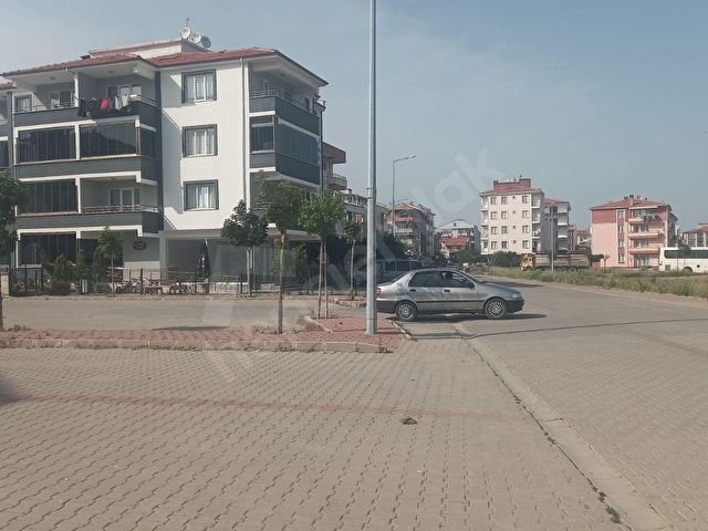HER CEPHESİ AÇIK SATILIK GENİŞ 3+1 - Görsel 10