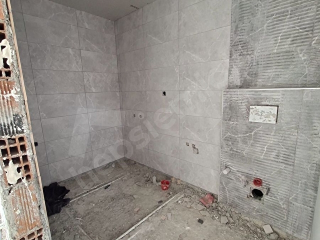 Altıeylül Çarşı Merkez Hilton Avm Mevki 1+1 Satılık Daireler - Görsel 27