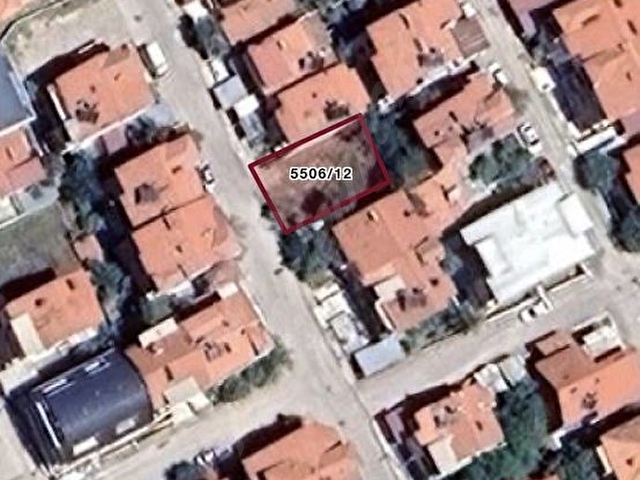 FATİH MAHALLESİNDE SATILIK ARSA