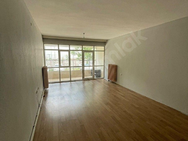 🏡 Tabaklar Mahallesi’nde 2+1 Satılık Daire – Merkezi Konum, Balkonlu, Geniş