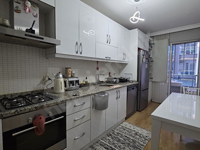 YEŞİLOVA DA SİTE İÇERİSİNDE 3+1 SATILIK DOĞALGAZLI BAKIMLI DAİRE - Görsel 15