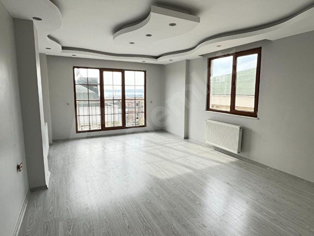 Büyükçekmece Fatih Mah Yeni Binada Lüks Manzaralı Temiz 3+1 Kiralık Daire - Görsel 3