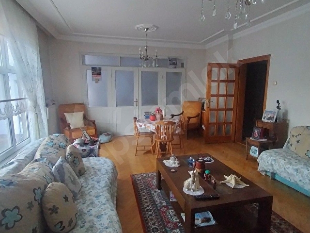 SATILIK 3+2 DAİRE 161 M2  4.KAT SİNOP CAMİKEBİR MAH ASKERİ LOJ KARŞISI  ANA CAD ÜSTÜ MERKEZİ KONUMDA - Görsel 3