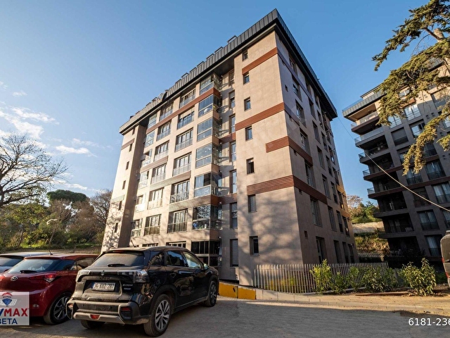 ÜSKÜDAR ALTUNİZADE VALİDEBAĞ SİTESİ’NDE SIFIR SATILIK 3+1 DAİRE