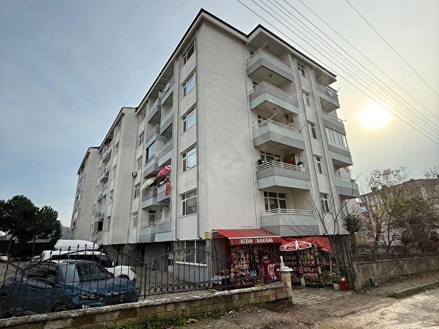 EMEK EMLAKTAN MİMAR SİNAN MAH.DE SİTE İÇİ SATILIK 3+1 DAİRE - Görsel 3