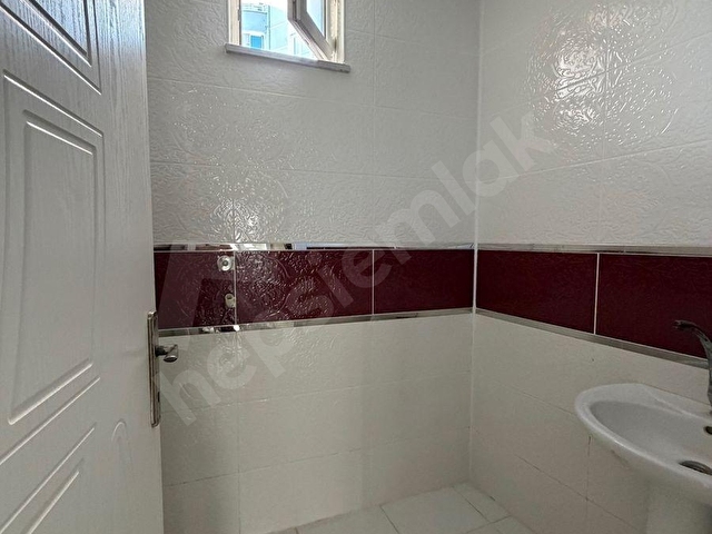 ORHANGAZİ MAHALLESİ MERKEZE YAKIN LOKASYONDA KİRALIK 2+1 DAİRE - Görsel 7