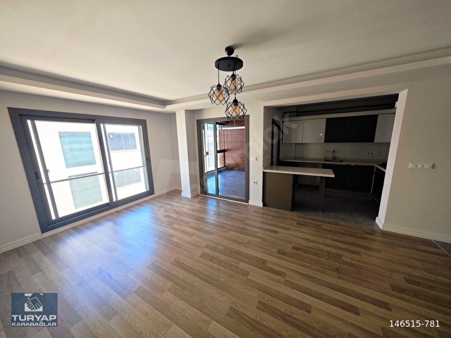 MENDERES GÖRECEDE SİTE İÇERSİNDE HAVUZLU 2+1 SATILIK DAİRE