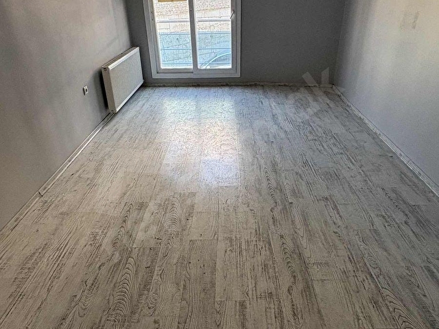 EBEVEYN BANYOLU ASANSÖRLÜ ÇİFT CEPHE ARA KAT GENİŞ DAİRE - Görsel 13