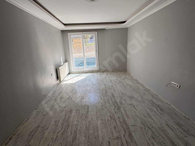 EBEVEYN BANYOLU ASANSÖRLÜ ÇİFT CEPHE ARA KAT GENİŞ DAİRE - Görsel 21