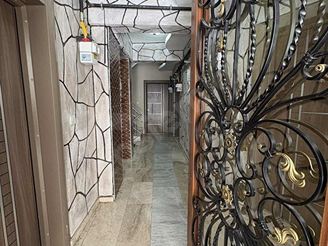 EBEVEYN BANYOLU ASANSÖRLÜ ÇİFT CEPHE ARA KAT GENİŞ DAİRE - Görsel 5