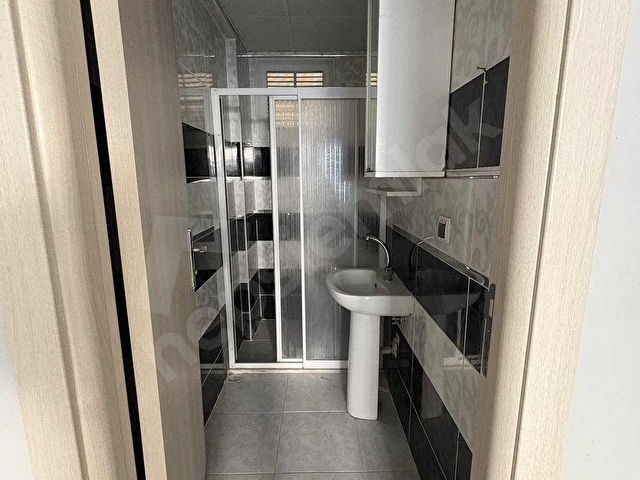 EBEVEYN BANYOLU ASANSÖRLÜ ÇİFT CEPHE ARA KAT GENİŞ DAİRE - Görsel 29