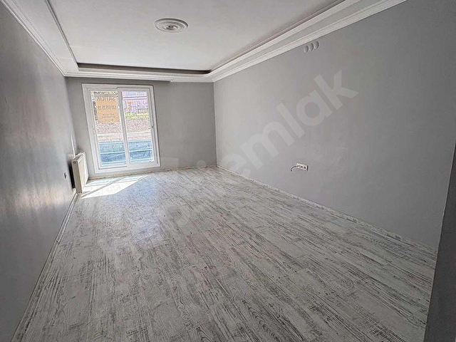 EBEVEYN BANYOLU ASANSÖRLÜ ÇİFT CEPHE ARA KAT GENİŞ DAİRE - Görsel 23