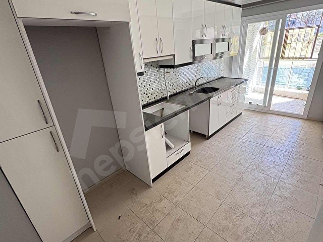 EBEVEYN BANYOLU ASANSÖRLÜ ÇİFT CEPHE ARA KAT GENİŞ DAİRE - Görsel 19