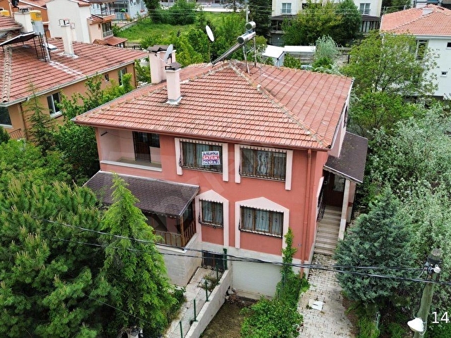 SAĞLAM EMLAKTAN SATILIK TRİBLEKS VİLLA - Görsel 2
