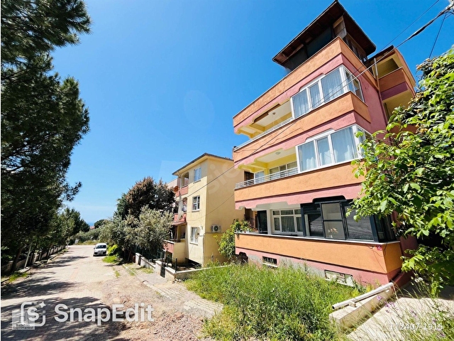 ALTINOLUK DENİZ MANZARALI DENİZE YAKIN 2+1 AYRI MUTFAK+TERAS ALANLI GENİŞ FIRSAT DAİRE