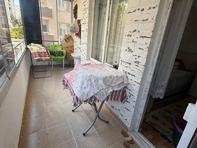 AKTİFTEN MUHTEŞEM KONUMDA GÜVENEVLERDE SATILIK 2+1 DAİRE - Görsel 9