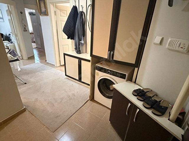 AKTİFTEN MUHTEŞEM KONUMDA GÜVENEVLERDE SATILIK 2+1 DAİRE - Görsel 15