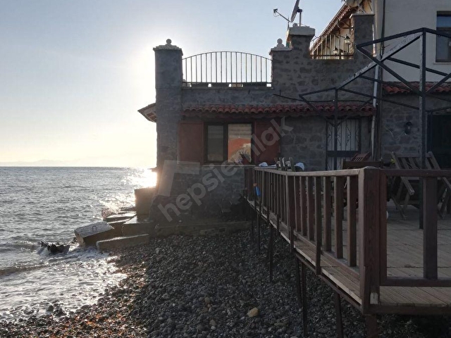 SözEmlak/Çanakkale Ayvacık Ahmetçe/Satılık Denize Sıfır Taş Ev 116519