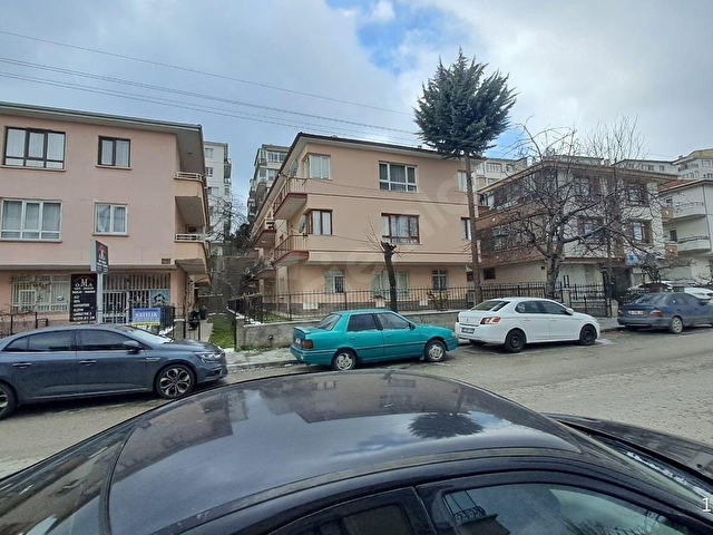 SEYRANBAĞLARI SEYRAN CADDESİ ÜZERİ HUZUREVİ YAKINI 2+1 DAİRE - Görsel 2