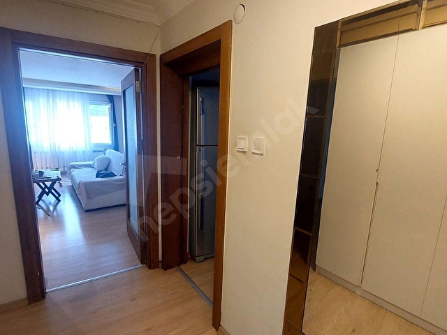 BOSTANLIDA DENİZE VE İZBANA YÜRÜME MESAFESİNDE 3+1 DAİRE - Görsel 3