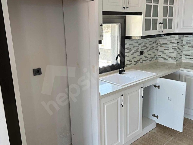 Yenifoça da Panoramik Deniz Manzaralı Havuzlu Lüks 4+1 Villa - Görsel 9
